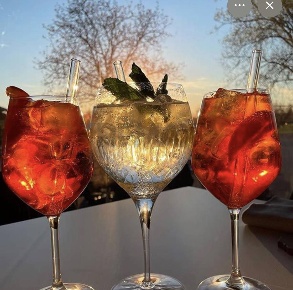 Foto Bar a Sant'Omobono Terme Selino Basso di 150 m² con 1 locali