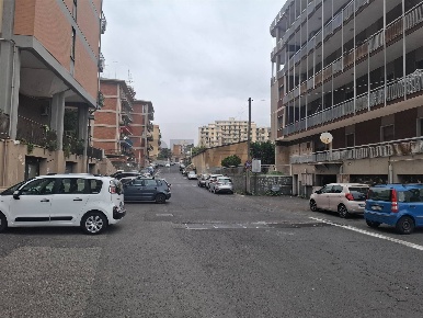 Foto Locale commerciale in Via Borgetti 30, Catania Guardia - Li Cuti