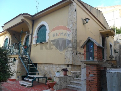 Foto Villa unifamiliare in Via Antonio Guastaferro snc, Caltanissetta