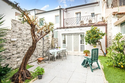 Foto Casa indipendente in via pucci 50, Viareggio Centro di 130 m²
