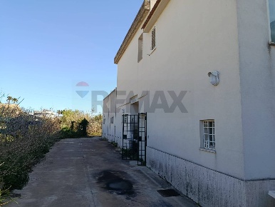 Foto Villa unifamiliare in via biscari 45, Comiso Centro di 300 m²