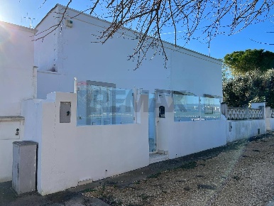 Foto Case semi ndipendenti a Monopoli di 75 m² con 3 locali in vendita