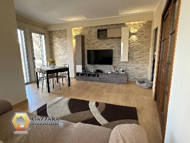 Foto Casa indipendente in Via Garibaldi, Canicattini Bagni di 270 m²