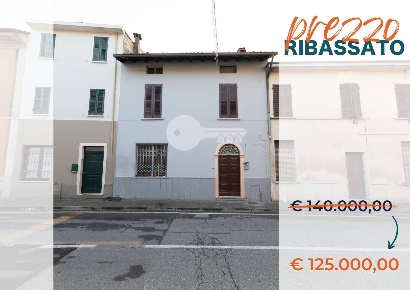 Foto Casa indipendente in Via Garibaldi 8, Gambara Centro di 250 m²