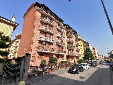 Foto Appartamento in Via Beretta 38, Magenta Centro di 70 m² con 2 locali