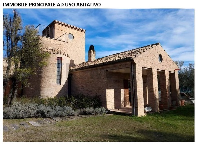 Foto Villa unifamiliare in C.da Colle Vertieri, Civitaquana di 718 m²