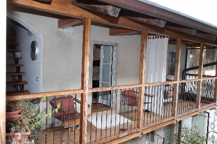 Foto Appartamento in via giuseppe mazzini 8, Lozzolo di 350 m² con 7 locali