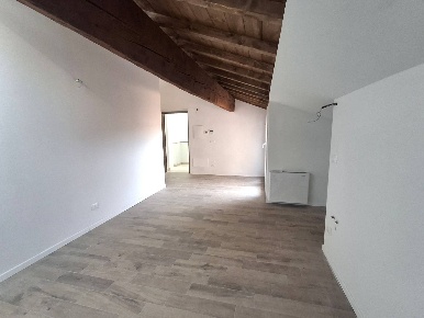 Foto Attico in Via Francesco Del Cossa, Ferrara Centro Storico di 84 m²