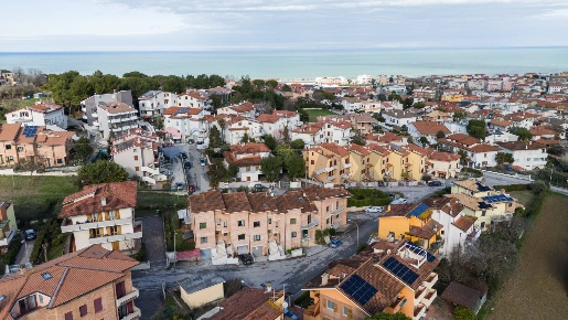 Foto Villa a schiera in Via dei Mandorli 95, Montemarciano di 186 m²