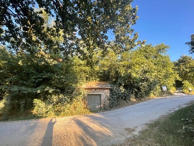 Foto Terreno agricolo in via Ponte Romano 100, Bucine di 22307 m²