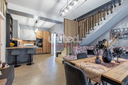 Foto Villa unifamiliare in Via Alessandro Capalti, Roma Acilia di 230 m²