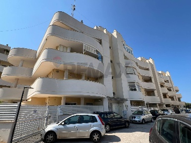 Foto Appartamento a Monopoli di 90 m² con 3 locali in vendita
