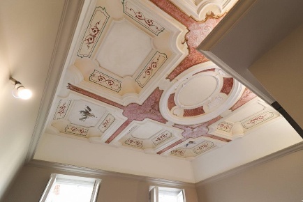 Foto Hotel in Via San Marsano, Costigliole d'Asti Centro di 1100 m²