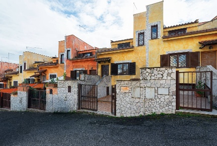Foto Villa a schiera in via amedeo modigliani 8, Capena Centro di 111 m²