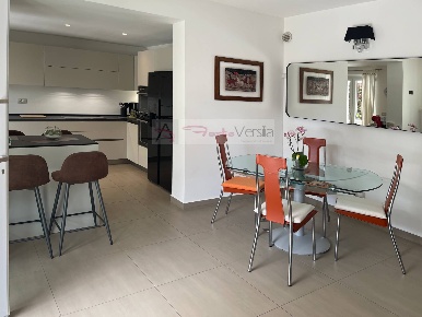 Foto Villa unifamiliare a Montignoso Cinquale di 170 m² con 5 locali