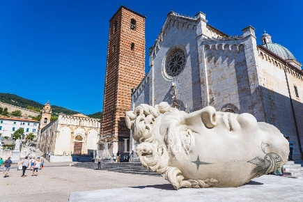 Foto Case semi ndipendenti in via Antonio Meucci, Pietrasanta di 120 m²