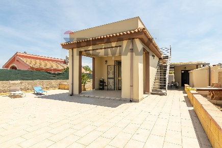 Foto Villa unifamiliare in via Umberto Nobile 36, Siracusa Fanusa di 90 m²