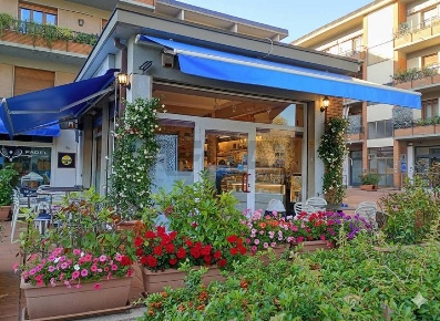 Foto Bar in via matteotti 33, Pistoia Centro Storico di 45 m² con 1 locali