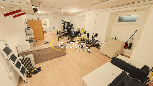 Foto Magazzino in Via Vito Volterra, Ancona Passetto di 85 m² con 1 locali