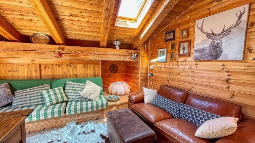 Foto Attico in Frazione Melezet, Bardonecchia Centro di 70 m² con 2 locali