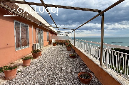 Foto Attico in Via Crati 6, Montesilvano Santa Filomena di 256 m²