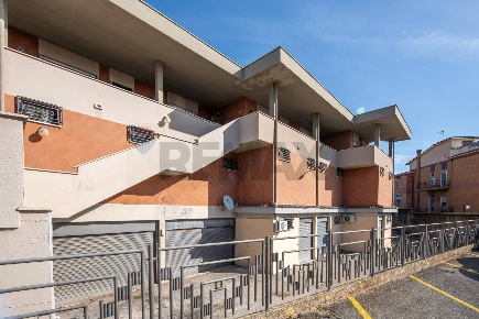 Foto Ufficio in Piazza del Consorzio 9, Anzio di 146 m² in vendita