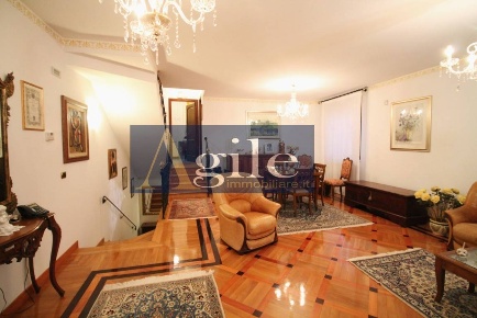 Foto Villa a schiera in via gioaccino rossini, Spinetoli di 188 m²