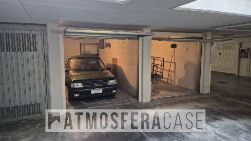 Foto Posti auto in Vicolo Silva, Treviglio di 15 m² con 1 locali in vendita