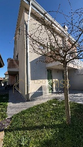 Foto Villa a schiera in via della pace, Occhiobello Santa Maria Maddalena