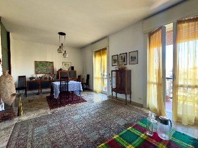 Foto Appartamento in Via Delle Gardenie 3, Milano Primaticcio di 109 m²