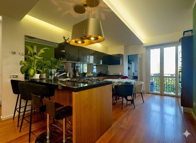 Foto Appartamento in Via degli Olmi 1, Cusano Milanino di 140 m² in vendita