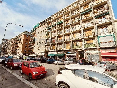 Foto Appartamento in Via San Marino 108, Torino Santa Rita di 82 m²