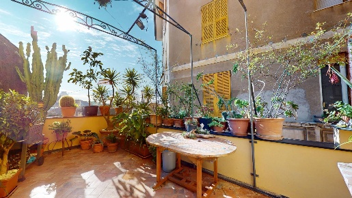 Foto Appartamento in Salita Alla Spianata Di Castelletto 11, Genova