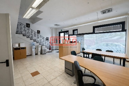 Foto Capannone industriale a Rubiera Centro di 490 m² in vendita