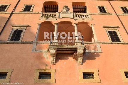 Foto Casa indipendente in Via Roma, Collevecchio Centro di 800 m²