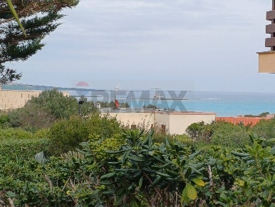 Foto Appartamento in Via Cala Li Nassi 2E, Stintino Centro di 82 m²