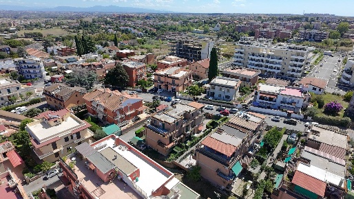 Foto Appartamento in Via Dei Monti Di San Paolo, Roma Acilia di 122 m²