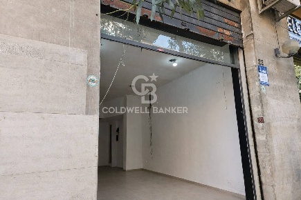 Foto Negozio in Via Francesco Bolognesi, Roma Monteverde Vecchio di 33 m²