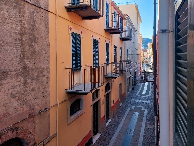 Foto Appartamento in vico Mameli 4, Spotorno di 62 m² con 3 locali