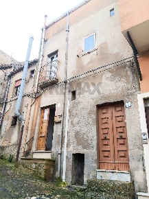 Foto Casa indipendente in Via Roxas 4, Calascibetta Centro di 94 m²