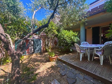 Foto Villa a schiera a Campo nell'Elba La Pila di 148 m² con 5 locali