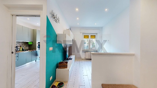 Foto Appartamento in Viale a Pino Sottano 2, Genova Molassana di 58 m²