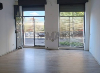 Foto Locale commerciale in Via Roma 449, Enna Centro di 39 m² con 1 locali