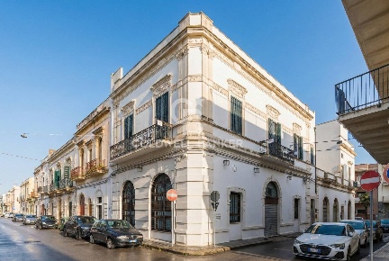 Foto Casa indipendente in Via San Rocco 9, Galatina Centro di 210 m²