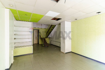 Foto Locale commerciale in Via Etnea 557, Catania Gioeni di 57 m²