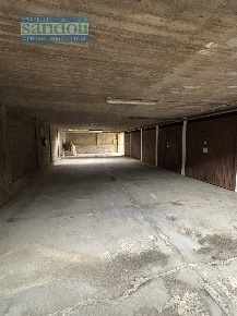 Foto Posti auto in Corso Rigola, Vercelli Semicentro di 13 m² con 1 locali