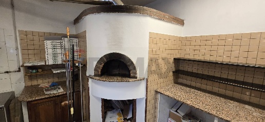 Foto Locale commerciale in Corso Del Popolo 74, Ferrara Pontelagoscuro