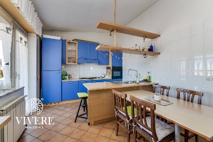 Foto Appartamento in Via Bariano, Roma Dragona di 146 m² con 4 locali