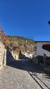 Foto Rustico in via del Protettore 2, San Pio delle Camere Centro di 167 m²