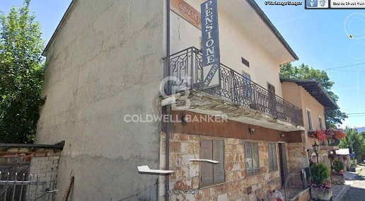 Foto Hotel in Via Lungo Sangro snc, Pescasseroli di 340 m² con 10 locali